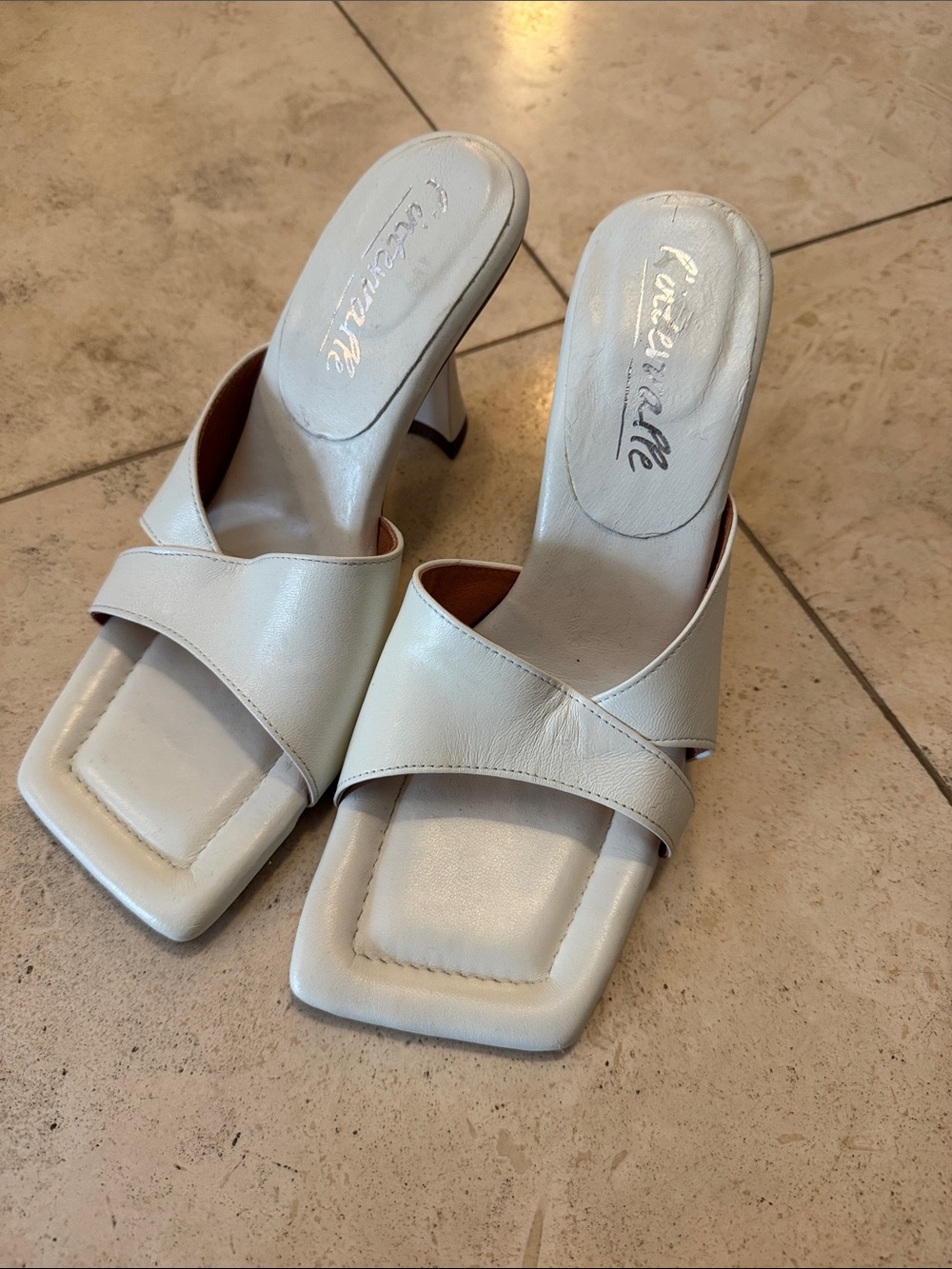 L’Intervalle White Leather Square-Toe Mule Heels